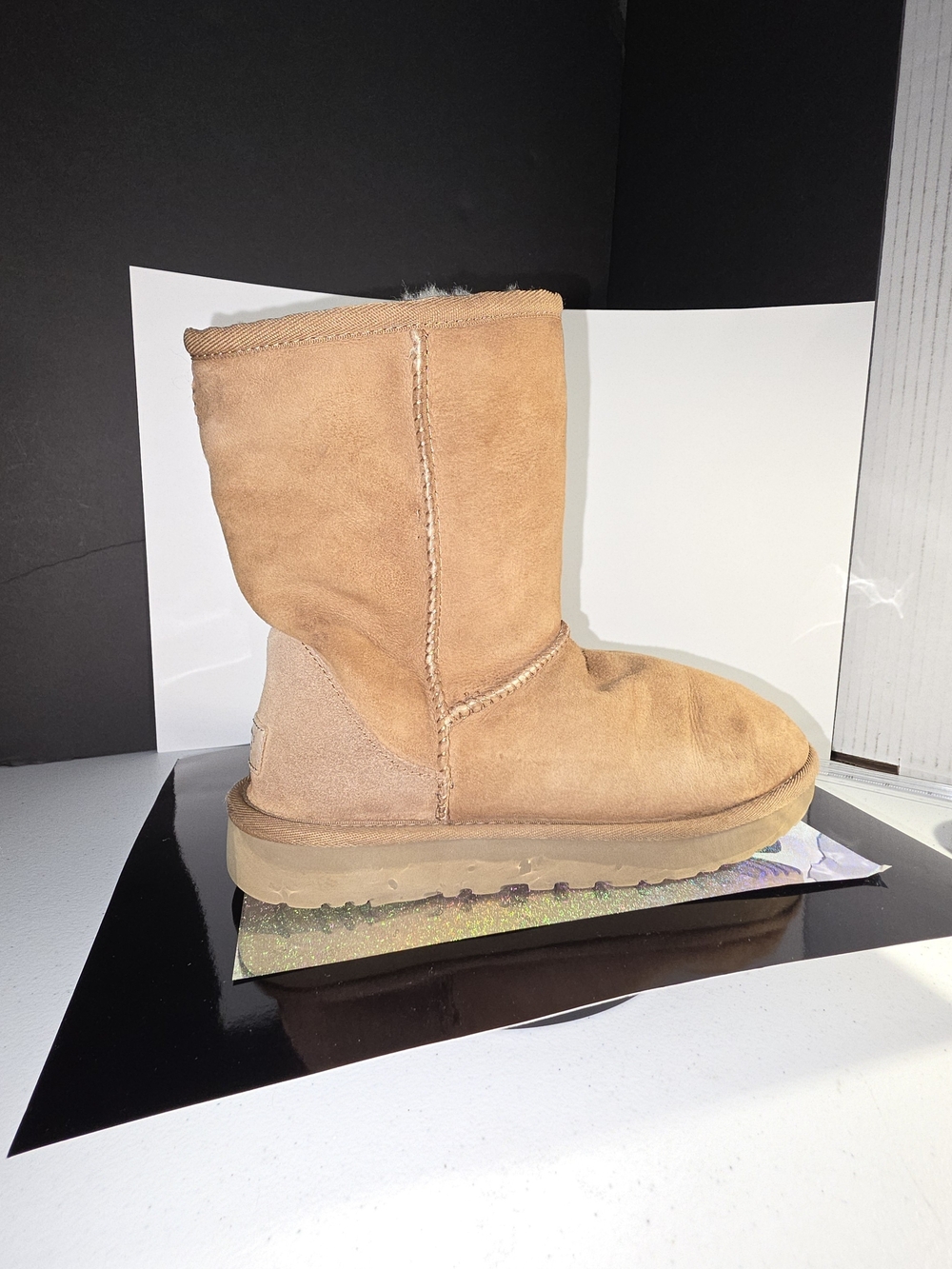 UGG Classic Short II Chestnut Suede Winter Boots Size 7